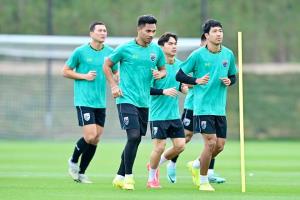 ทีมชาติไทยปรับเวลาซ้อมเตรียมดวลอุซเบฯ, "จักพัน" มั่นใจทีมปรับตัวได้เร็ว