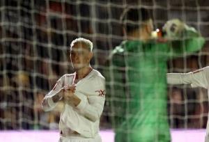 แมนยูเจอทีมห่าง 3 ดิวิชั่น โดนไล่เจ๊า 2-2 เเต่ยังเอาตัวรอดชนะ 4-2 ทะลุรอบ 5 เอฟเอคัพ