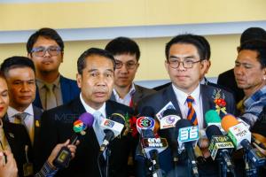 2 คนพรรคส้ม ร่วมนั่ง กก.ศึกษาทางออกเรือดำน้ำ "สุทิน" ยันมีความหลากหลาย ประชุมนัดแรก 6 ก.พ.นี้