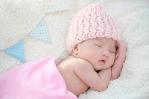 การทำ IVF คืออะไร มีข้อดีอย่างไร เหมาะสำหรับใครบ้าง