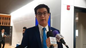 “ไอติม” ห่วงเสรีภาพสื่อถดถอย หลัง ตร.จับนักข่าวประชาไท-ช่างภาพ หวั่นกระทบประชาธิปไตยไทย