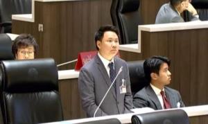 พปชร.ย้ำจุดยืนรับไม่ได้คุกคามขบวนเสด็จ ผิด พ.ร.บ.ถวายความปลอดภัย ต้องเอาผิดไม่ให้เป็นเยี่ยงอย่าง