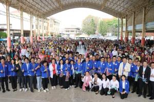“ประวิตร” หยอดหนองคายมีศักยภาพ พัฒนาให้เจริญก้าวหน้าได้ พร้อมสะท้อนปัญหาเร่งดูแลชาวอีสาน