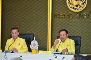 มท.1 มอบนโยบายขับเคลื่อนการ “บำบัดทุกข์ บำรุงสุข” ย้ำเดินหน้าแก้หนี้นอกระบบ จัดระเบียบสังคม ปราบปรามผู้มีอิทธิพล