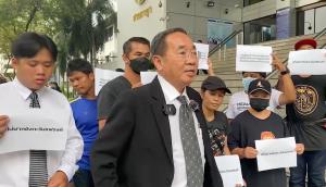 ศาลอาญาอนุญาตฝากขัง “ตะวัน-แฟรงค์”ครั้งที่ 4 เหตุยังรอรวบรวมพยานหลักฐาน