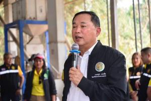 “อนุชา” ยัน “ชาดา” และ ครม.ไม่มีค้านโครงการโคแสนล้าน บอกเลี้ยงได้ไม่ต้องมีความรู้แค่มีความอดทน