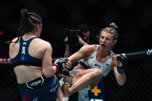 ฟิโอโรต์ ยังไร้พ่าย รัวกำปั้นต้อนแต้มชนะ แบลนช์ฟิลด์ ศึก UFC FIGHT NIGHT