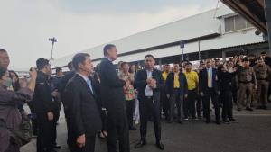 “เศรษฐา” นำ รมต.คมนาคม-ท่องเที่ยวตรวจหมอชิต ให้ 8 คะแนน ชมพัฒนาขึ้น แย้มย่องตรวจซ้ำกันจัดฉาก