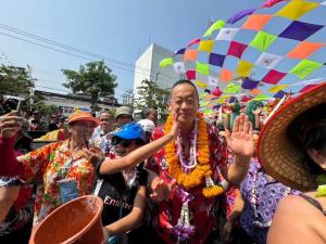 นายกฯ อวยพรสงกรานต์ ส่งความรักปรารถนาดีและความสุขมายัง ปชช.ทั้งที่อาศัยในไทยและต่างแดน