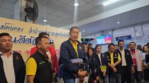 “เศรษฐา” แจงเยือนสารคาม-ร้อยเอ็ด เน้นแก้ 3 ปัญหา โชว์ ข้าวหอมมะลิทุ่งกุลาฯ หนุนพัฒนาสายพันธุ์