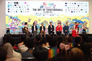 “ก้าวไกล” ร่วมแถลงไทยแลนด์ไพรด์ คาด มิ.ย.สมรสเท่าเทียมผ่าน ส.ว. ดันต่อคำนำหน้าตามสมัครใจ