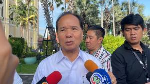 “สมคิด” ปัดเพื่อไทยตีเนียนรวมนิรโทษคดี 112 อ้างไม่รู้ “ทักษิณ” จะถูกฟ้อง แต่หาก กมธ.ไฟเขียวก็ต้องได้ประโยชน์ด้วย