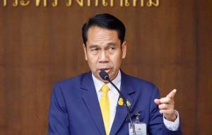 "สุทิน" สั่งตรวจหน่วยฝึกทหารใหม่ทั่วไทย ชี้ปมค่าดูดส้วมอาจรู้เท่าไม่ถึงการณ์ ลั่นงบไม่พอต้องหาวิธีอื่น