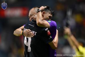 เพจ “ลุงเนวิน” โพสต์สยบข่าวลือ “ศุภชัย” ซบเจลีก
