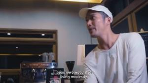 คลิปว่อนธนาธรอีกแล้ว พอเพียงไม่เหมาะกับคนเท่ากัน