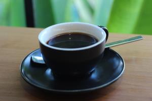 หมอเตือนแล้ว! คนเป็นความดัน กินกาแฟตอนเช้าก่อนอาหาร เสี่ยงเส้นเลือดสมองแตก