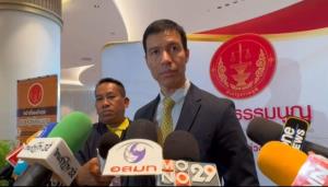 “เจษฎ์” มองศึกปทุมสะท้อนการเมืองไว้ใจไม่ได้ ชี้ “แม้ว” กลับกลอกไม่เคยรับโทษ ขอพื้นที่อื่นดูเป็นตัวอย่าง