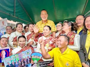 นายกฯ ดูโครงการระบบผลิตน้ำประปาขนาดใหญ่ อ.โนนสูง หวังทุกหมู่บ้านมีกินใช้-รับมอบพระพุทธรูป