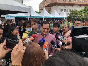 กฤษฎีกาชี้ชัด “ชาญ พวงเพ็ชร์” ติดคำสั่งเดิม ปฏิบัติหน้าที่นายก อบจ.ปทุมฯ ไม่ได้