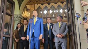 “เศรษฐา” ย้ำไร้แนวคิดเชิญ “ทักษิณ” เป็นที่ปรึกษา เน้นทำงานรูปธรรมตลอด พร้อมรับฟังข้อเสนอแนะที่ดีจากอดีตนายกฯ ทุกคน