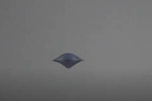 ฮือฮา! ถ่ายติดวัตถุบินปริศนาในบราซิล อ้างเป็นคลิป UFO ชัดที่สุดในประวัติศาสตร์ (ชมวิดีโอ)