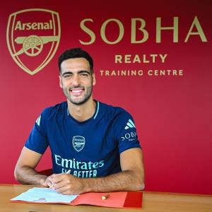 อาร์เซนอลเปิดตัว "เมริโน" เซ็นสัญญา 4 ปี สวมเสื้อเบอร์ 23