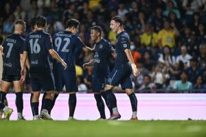 ปราสาทสายฟ้า ไล่โขยก เสือป่าราชา 3-0 เก็บ 15 แต้มเต็ม รั้งจ่าฝูงเดี่ยวไทยลีก