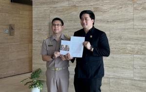“อี้ แทนคุณ” ร้องประธานวุฒิฯ สอบ “อลงกต วรกี” แกล้งร้องไห้ประชดเพื่อน สว.ขณะอภิปรายความจำเป็นตั้ง กมธ.แก้น้ำท่วม