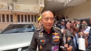 ผบ.สส.รับลูกข้อสั่งการนายกฯ ประสาน ปภ.-ผวจ.เข้าช่วยผู้ประสพภัยน้ำท่วมใน 24 ชม.พร้อมระดมกำลังเต็มที่