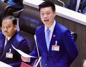 ประชาชนหวังอะไรจากการอภิปราย?