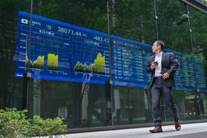 ตลาดหุ้นเอเชียผันผวน นักลงทุนจับตาทรัมป์ประกาศมาตรการภาษีตอบโต้