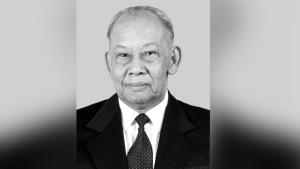 พ่อนายกรัฐมนตรีลาว "คำไต สีพันดอน" เสียชีวิตแล้วด้วยวัย 102 ปี จากโรคชรา
