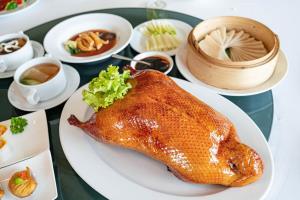 ห้องอาหารจีน ดิ เอมเพอเรอร์ จัดโปรเอาใจคนรักเป็ดปักกิ่ง