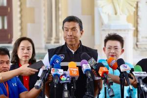 “ชัชชาติ” แจงกันจนท.แค่ช่วงแรกเหตุเร่งค้นผู้รอดชีวิต ยันกทม.ร่วมมือหากต้องการหลักฐานให้ดูโดรนหน้างาน