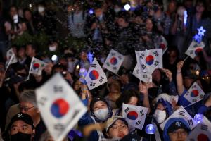 ชนะขาด!? ‘อี แจ-มยอง’ผู้นำกลาง-ซ้ายมีชัยได้เป็นปธน.โสมขาวคนใหม่ ผลเอ็กซิตโพลชี้ชัดหลังจากคนเกาหลีใต้หลั่งไหลใช้สิทธิ์เนืองแน่น