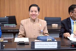 “สว.ภิญญาพัชญ์”ให้กำลังใจ “ทีมไทยแลนด์”แก้ปัญหาเศรษฐกิจชายแดน “กัมพูชา”แนะ หาก รบ.หาตลาดอื่นทดแทน ไม่ต้องง้อ