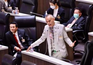 “ชาดา” ลั่นภูมิใจไทยปรับเพื่อไทยออก ไม่ใช่โดนปรับ คลิปเสียงหลุดทนฟังไม่ได้ ซัดคุยเพื่อเคลียร์ส่วนตัวมากกว่าเพื่อชาติ