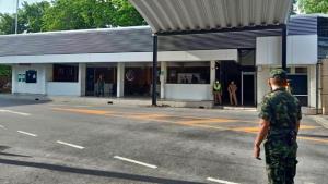กอ.รมน. แจงกรณีสิบเอกยิงตัวเสียชีวิตในห้องพักเวร คาดปมส่วนตัว – เร่งสอบสวนหาข้อเท็จจริง