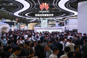 หัวเว่ยโชว์ความก้าวหน้าของ 5G-A และศักยภาพของ AI เชิงสถานการณ์ ในงาน MWC Shanghai 2025