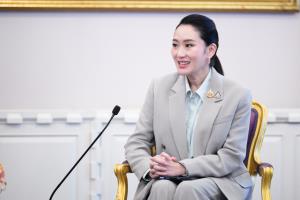 "อิ๊งค์" ถกปัญหาส่งออกชายแดนสระแก้ว บอกหาตลาดเพิ่มแทน พร้อมรักษาเสถียรภาพราคาผลผลิต