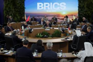 ศึกขั้วอำนาจ!BRICSหนุน'อิหร่าน'ประณามยิว-สหรัฐฯโจมตีทางอากาศ สับมาตรการรีดภาษีของทรัมป์