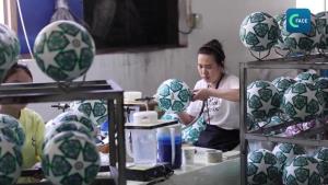 คลิกคลิป : เมืองอี้อูบุกตลาดโลกด้วยเสื้อและของที่ระลึกฟุตบอลโลก 2026