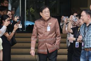“พิชัย” รับชงชื่อ ผู้ว่าฯ ธปท.เข้า ครม.วันนี้ ปัดตอบปมภาษีสหรัฐฯ มีเรื่องความมั่นคงหรือไม่