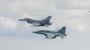 F-16 ทิ้งบอมบ์ 2 รอบ ปราสาทตาเมือนธม-ตาควาย หลังเขมรระดมกำลังจากพื้นที่ตอนใน หวังเข้ายึดพื้นที่ก่อนถึงเดดไลน์หยุดยิงเที่ยงคืนนี้