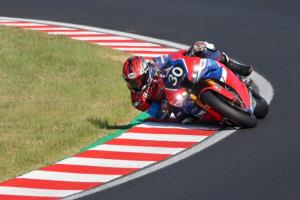 “ซาร์โก” แท็คคู่ทีมเมท บิด Honda CBR1000RR-R ควอลิฟายคว้าอันดับที่ 1  Suzuka 8 Hours ครั้งที่ 46