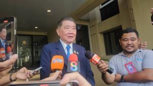 "ภูมิธรรม" ชี้ย้ายอธิบดีปภ.-กรมที่ดินตามเงื่อนไขทำงาน ปัดสางเครือข่ายน้ำเงินอย่าคิดว่าต้องทำร้ายคน