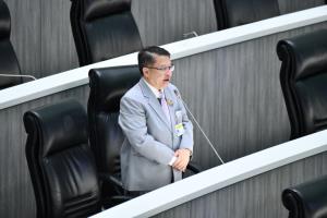 “เปรมศักดิ์” ฉะยับ สว.ตัวตึงใช้สารพัดวิชามารข่มขู่จน สว.อิสระถอนชื่อจากคำร้องถอด 136 สว.