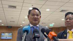 “ฉลาด” โต้ถูกฝ่ายค้านโจมตีไม่เป็นกลาง ยันทำตามข้อบังคับ มั่นใจถกงบปี 69 ราบรื่น