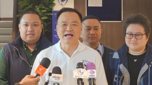“อนุทิน” ปัดสมการใหม่ดึง ภท.คืน รบ. ชี้ นายกฯ เก่ายังอยู่ไม่พูดถึงนายกฯใหม่ ไม่เอาเรื่องส่วนตัวเป็นสาระ
