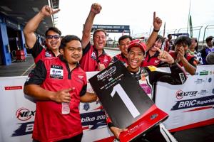 Honda CBR พาเหรดคว้า 4 โพเดียม 2 คลาส ในศึก NEXZTER BRIC Superbike 2025 สนามที่ 2 “ไฮเปค-กฤษฎา” แรงต่อเนื่อง คว้าดับเบิ้ลวินเนอร์